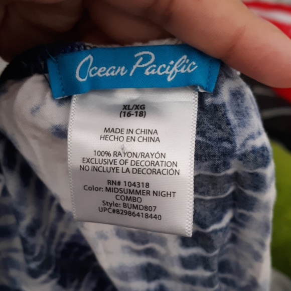 Blue and white dress - Picture 3 of 3